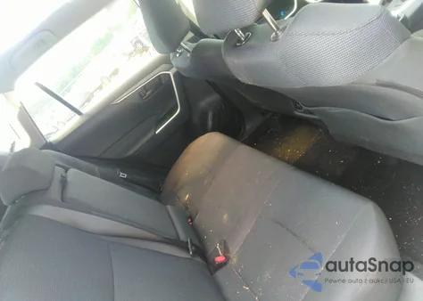 2024 Toyota Rav4 Le z USA, uszkodzony, nr VIN 2T3H1RFV3RW325337